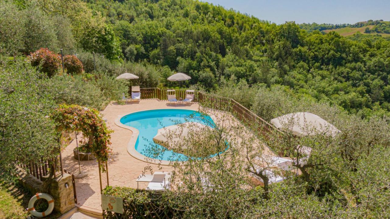 Agriturismo Le Dolci Colline Valfabbrica Exterior photo
